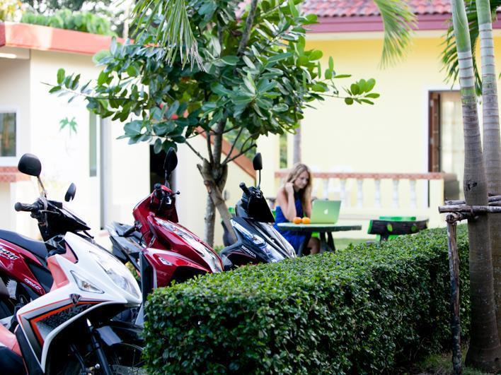 Lucky Lek Resort Rawai Dış mekan fotoğraf